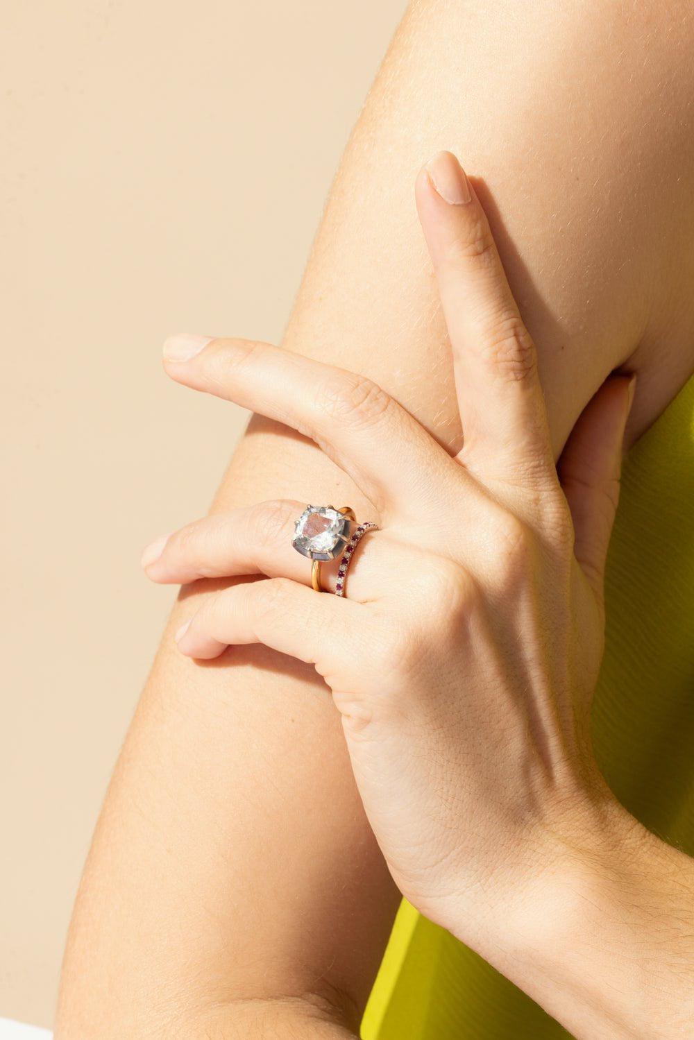 FRED LEIGHTON-Collet White Topaz Ring-YELLOW GOLD