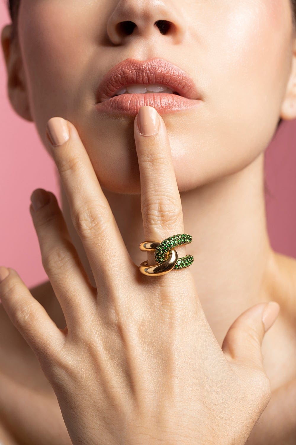 GEMELLA JEWELS-Tsavorite Intertwin Ring-YELLOW GOLD