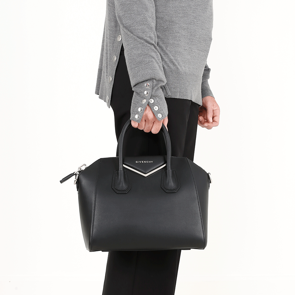 GIVENCHY-Small Antigona Bag-BLACK