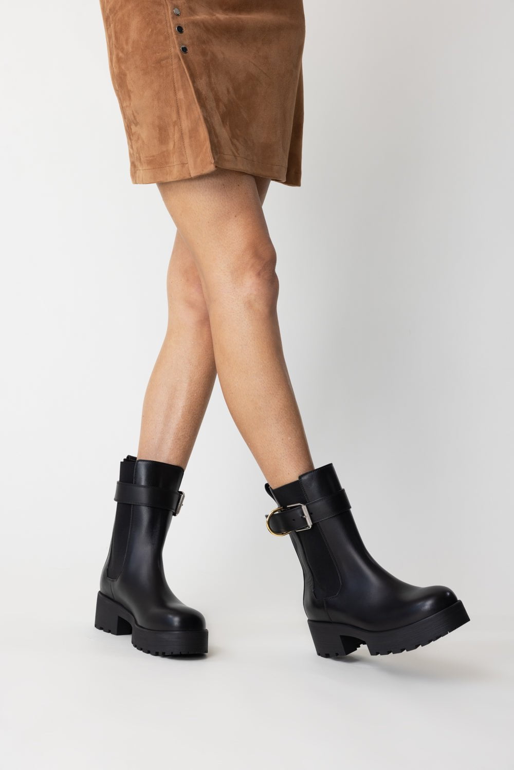 GIVENCHY-Voyou Chelsea Boots-