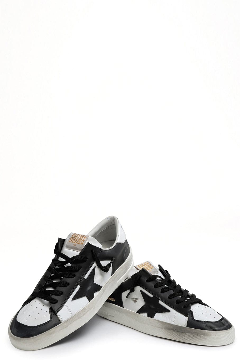 GOLDEN GOOSE-Men's Black and White Leather Stardan Sneaker-