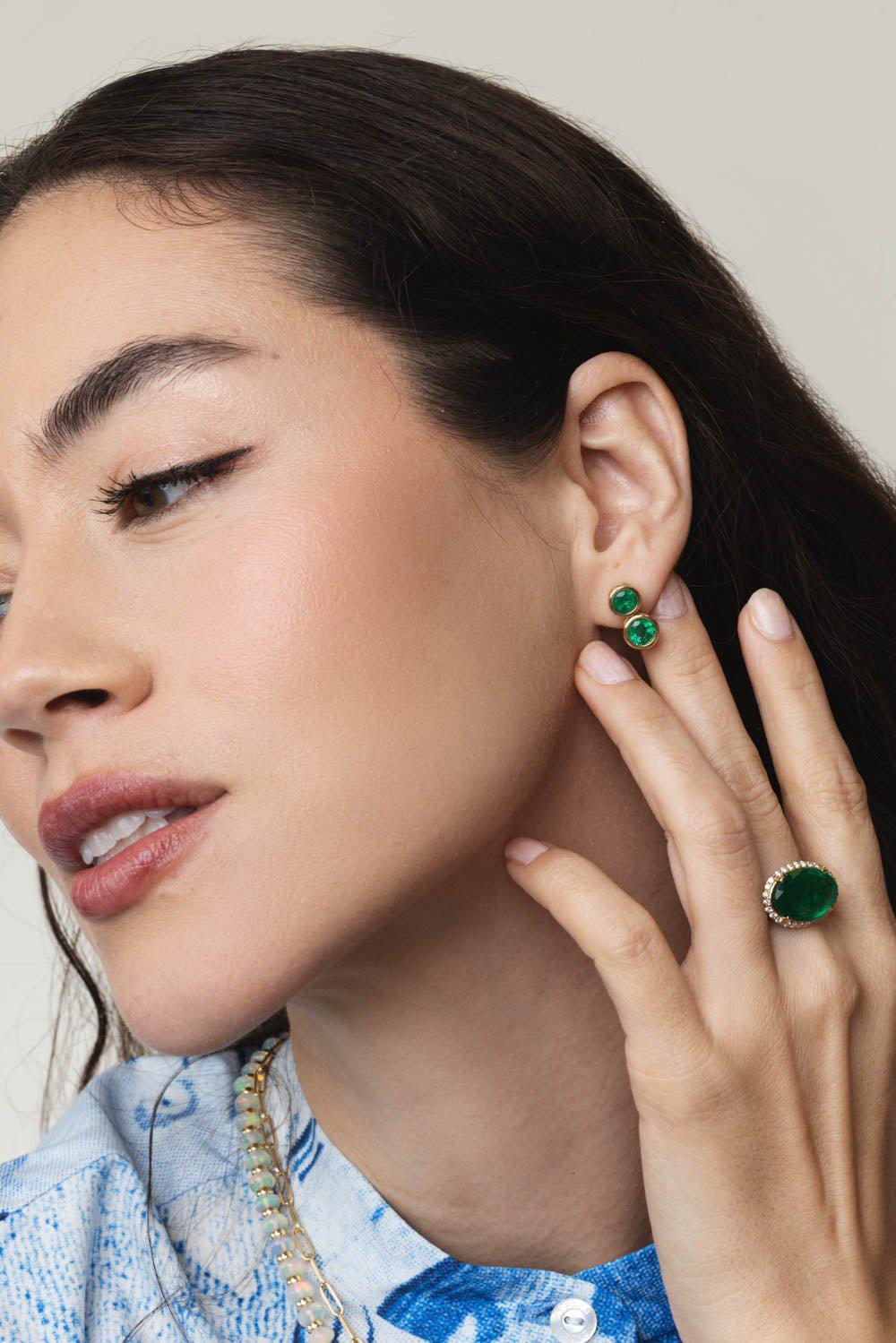 GOSHWARA-G-One Round Emerald Earrings-YELLOW GOLD