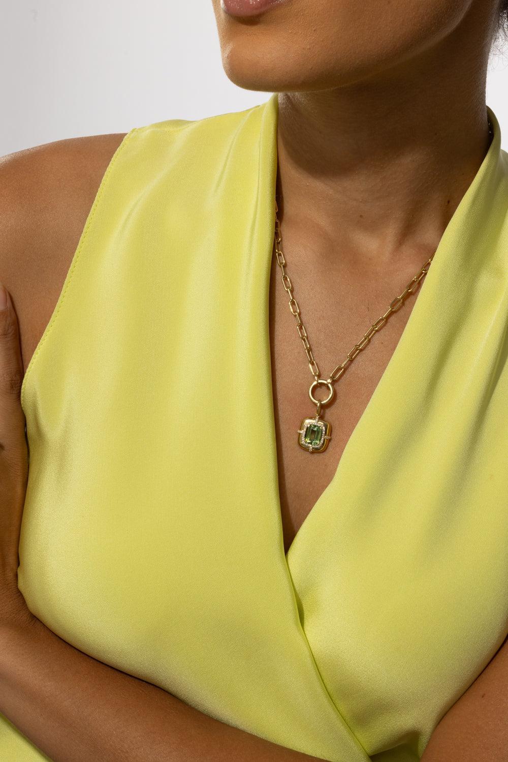 Green Tourmaline Cushion Medallion Necklace-YELLOW GOLD-18-JEWELRYFINE JEWELNECKLACE O-GOSHWARA