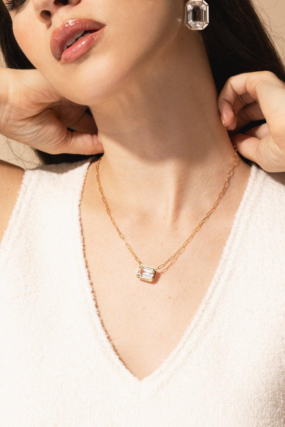 GOSHWARA-Rock Crystal East West Pendant Necklace-YELLOW GOLD