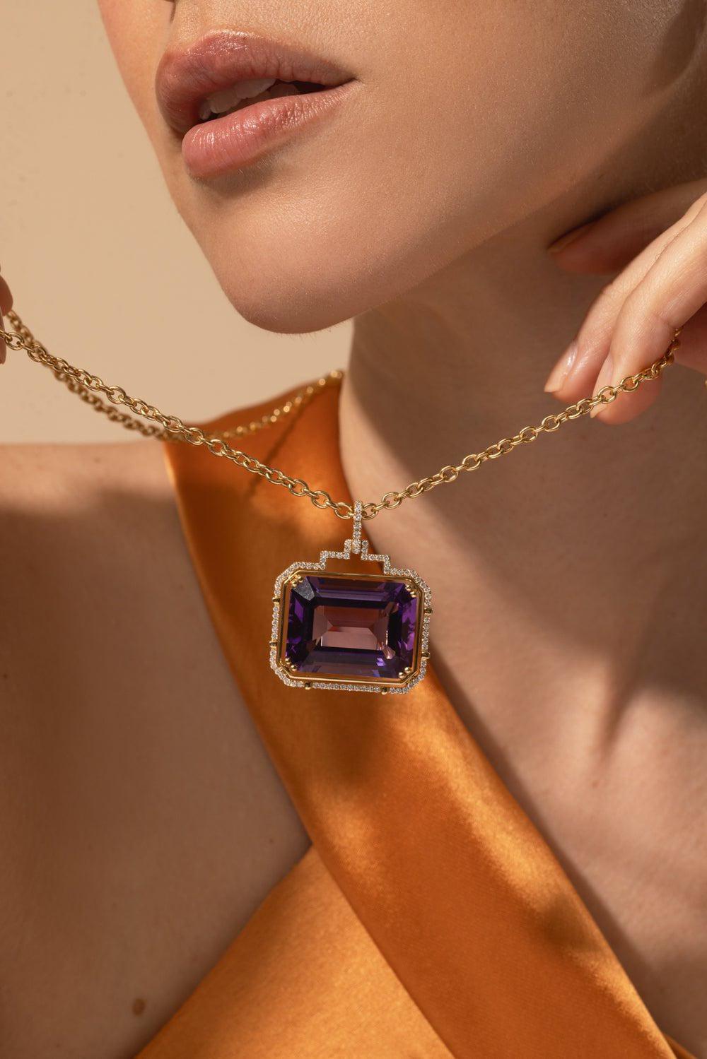 GOSHWARA-Large Amethyst Pendant Necklace-YELLOW GOLD