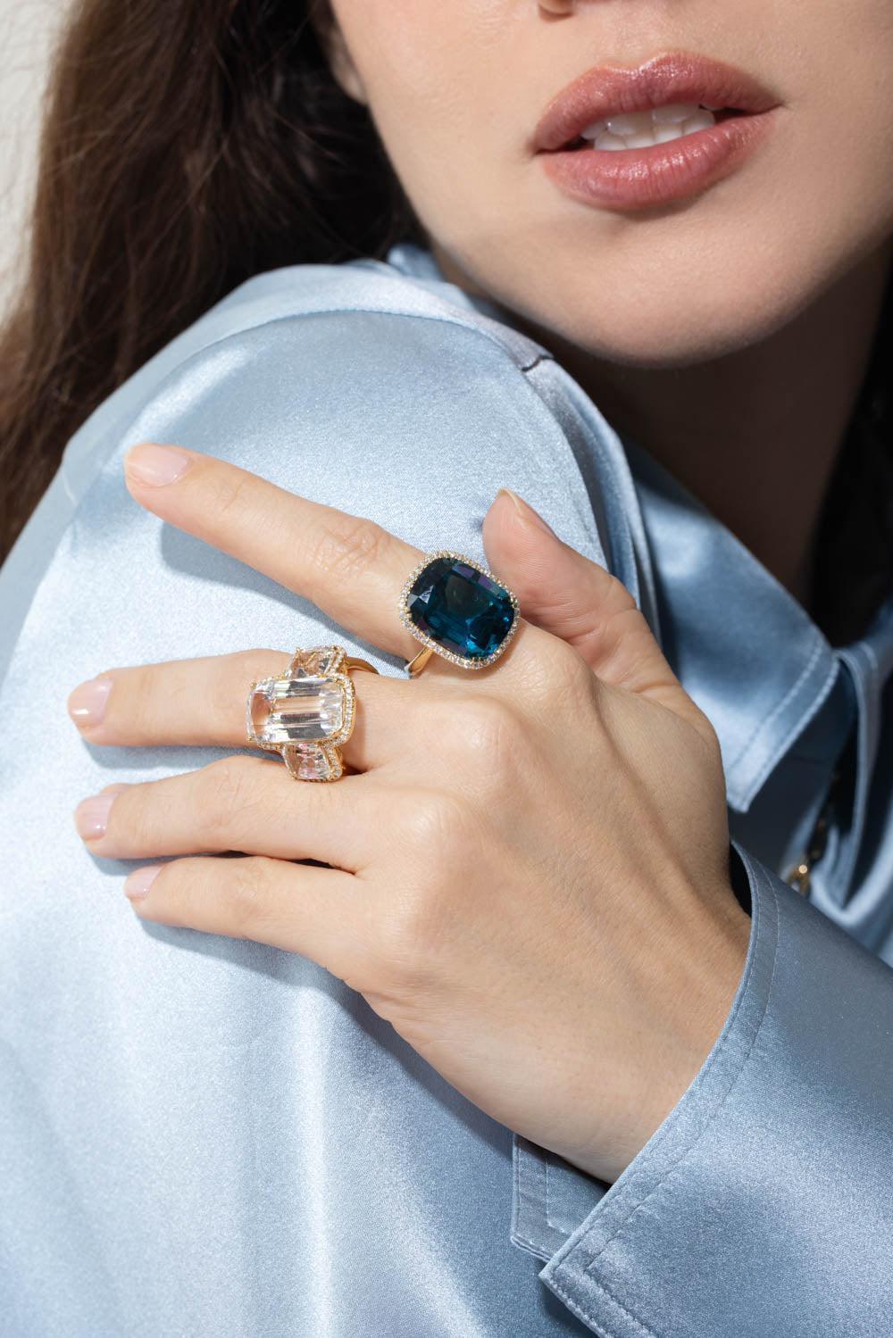 GOSHWARA-Gossip Three Stone Rock Crystal Diamond Ring-YELLOW GOLD