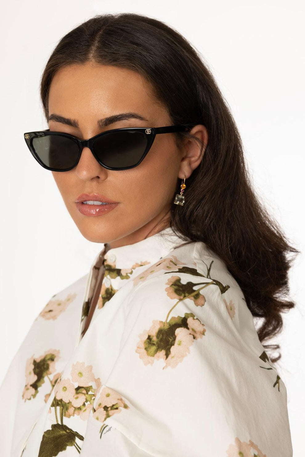 Slim Cat Eye Sunglasses | GUCCI – Marissa Collections display picture 2