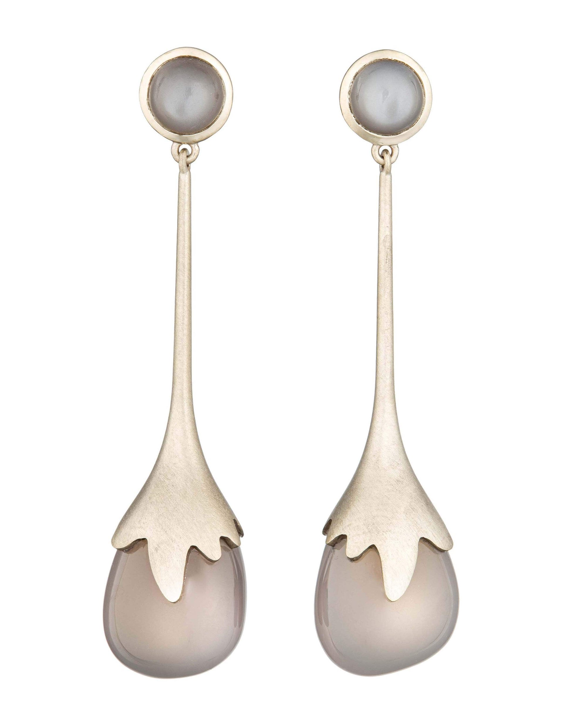GUITA M-Mini Sculpted Grey Agate Drop Earrings-WHITE GOLD