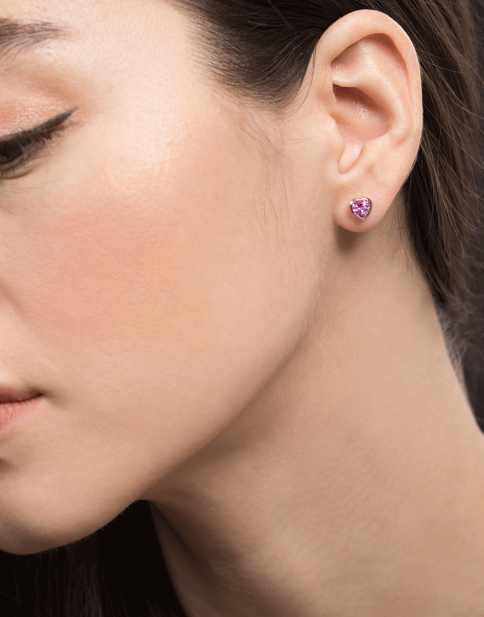 GUITA M-Pink Sapphire Heart Studs-YELLOW GOLD