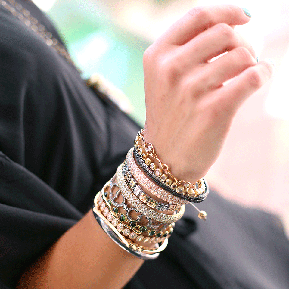 IRENE NEUWIRTH JEWELRY-Cabochon Green Tourmaline Bracelet-YELLOW GOLD