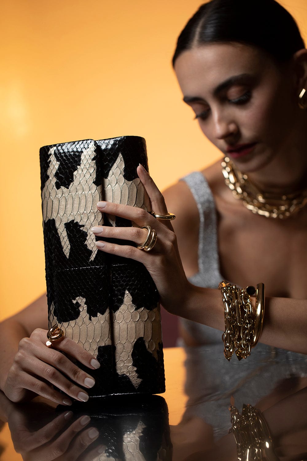 JADA LOVELESS-Black and Gold Classic Clutch-BLK/GLD