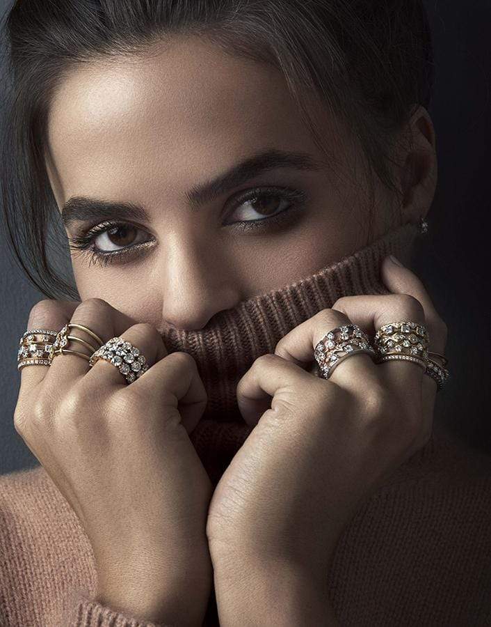 JADE TRAU-Small Diamond Kismet Band-YELLOW GOLD