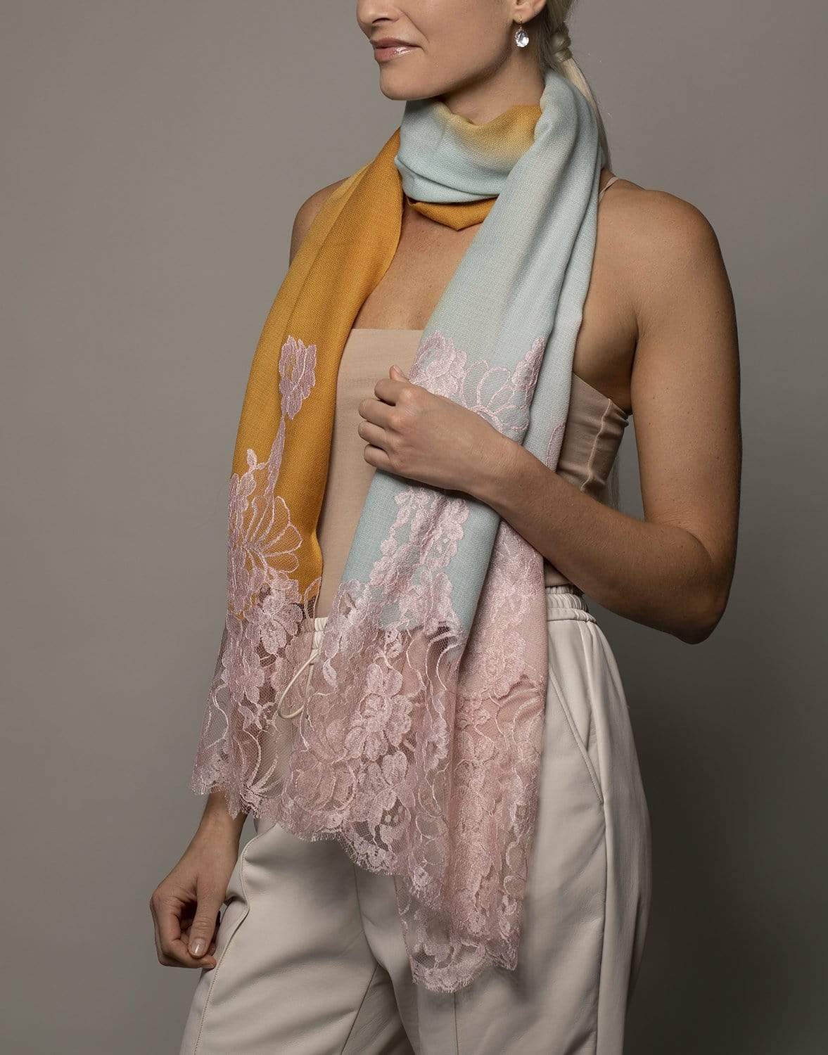 JANAVI INDIA-Chantily Extended Border-MULTI