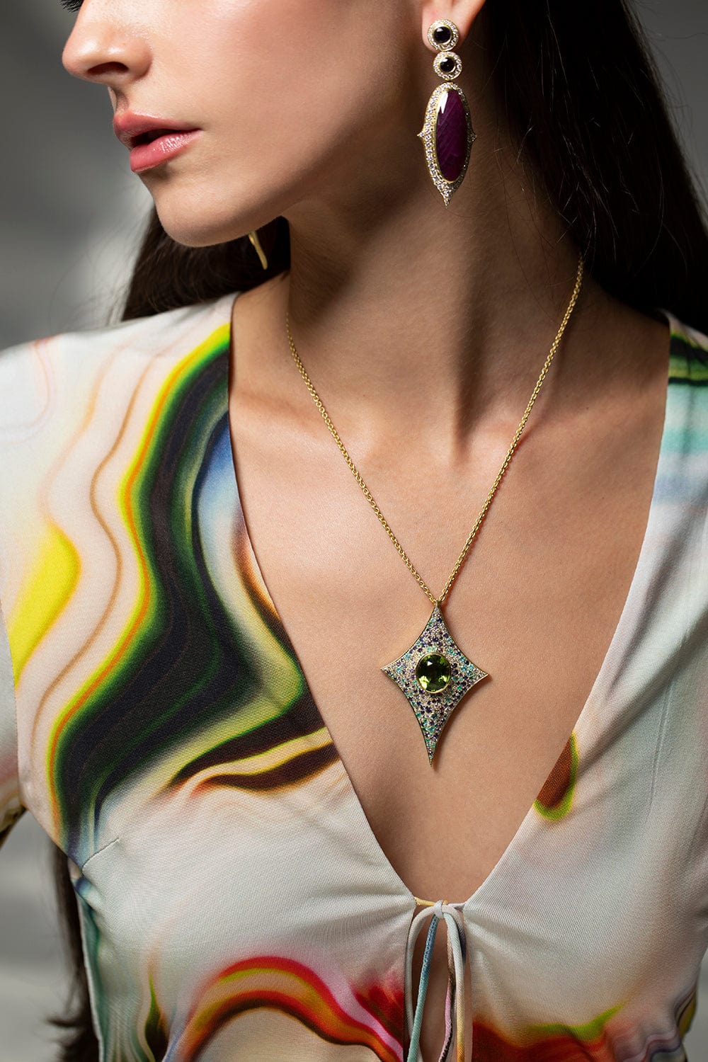 JARED LEHR-Peridot Kite Necklace-YELLOW GOLD