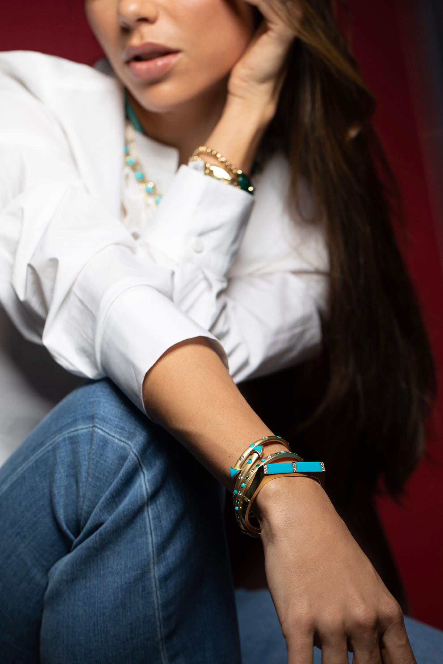 JENNA BLAKE-Turquoise Diamond Gypsy Bangle-YELLOW GOLD