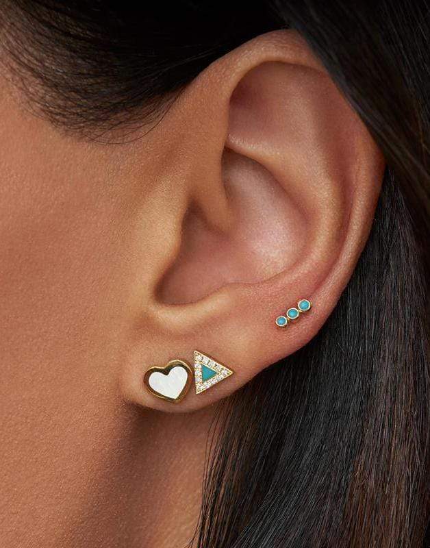 JENNIFER MEYER-Mother of Pearl Inlay Heart Studs-YELLOW GOLD