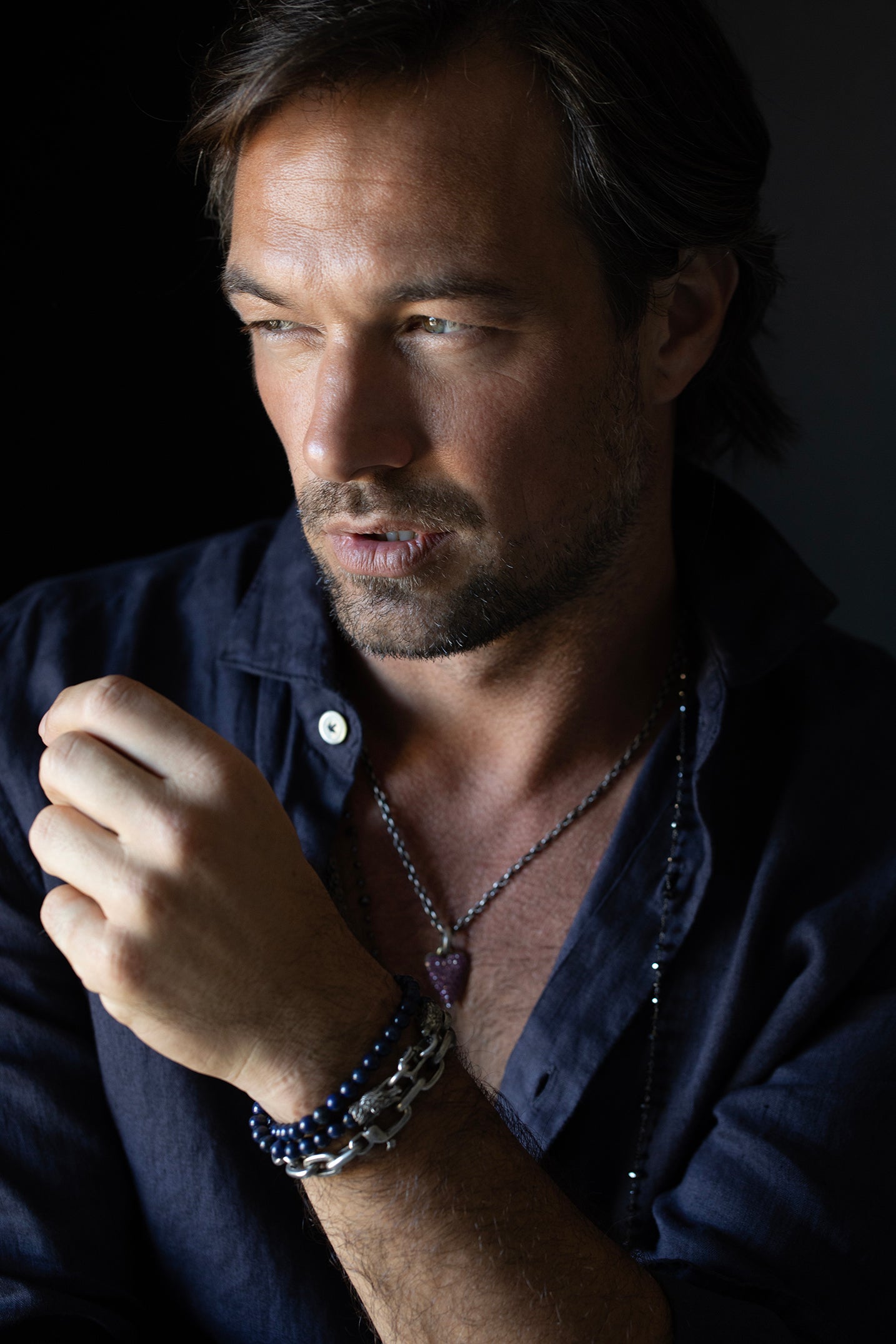 JOHN VARVATOS-Lapis Bead Wolf Clasp Necklace-SILVER