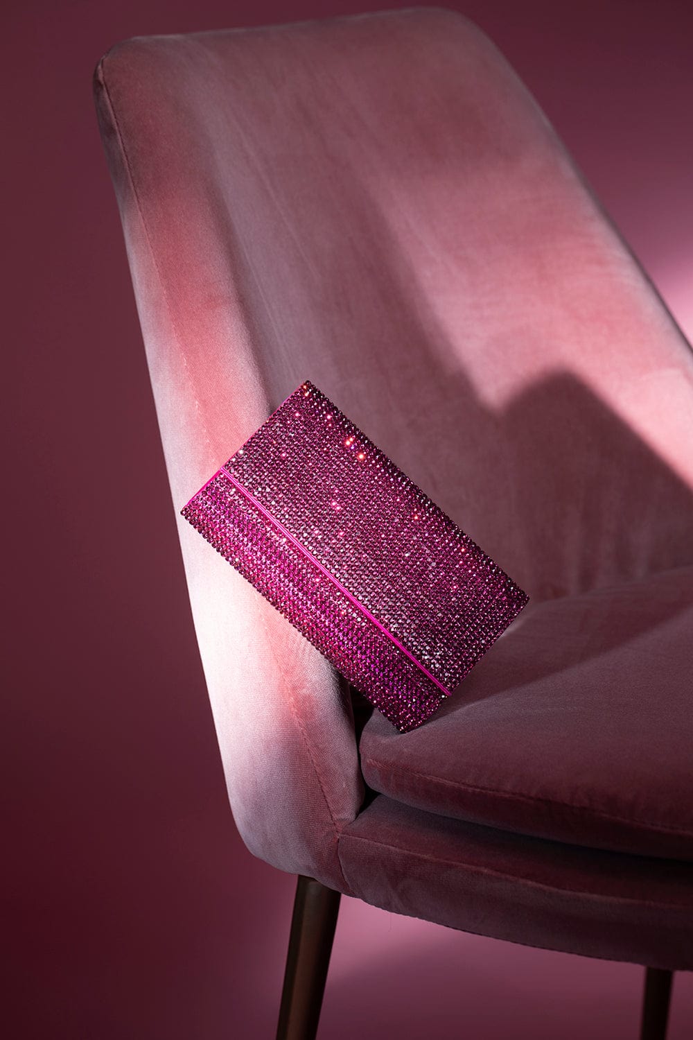 JUDITH LEIBER-Fizzy Fuchsia Crystal Clutch-FUCHSIA