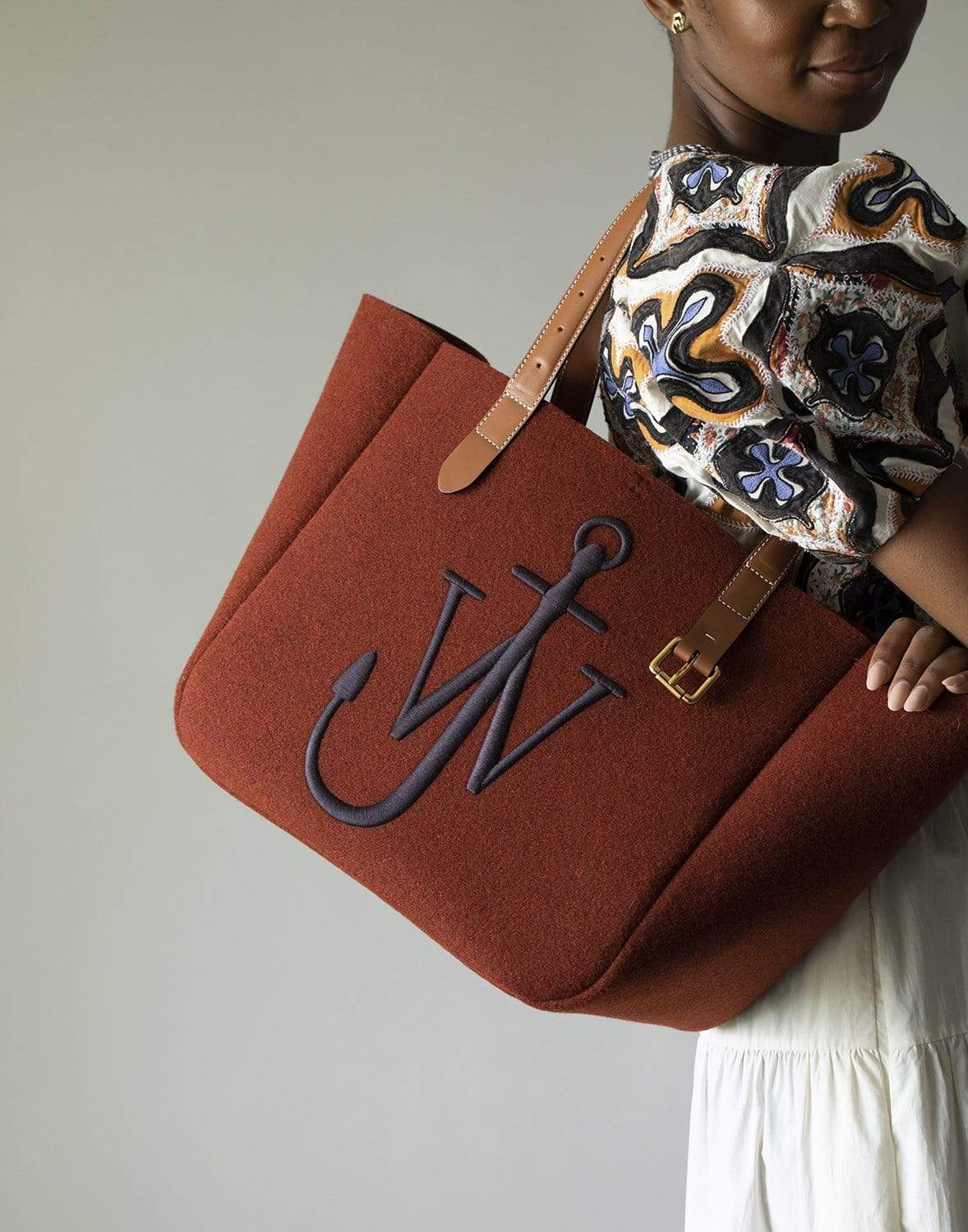 jw anderson belt tote