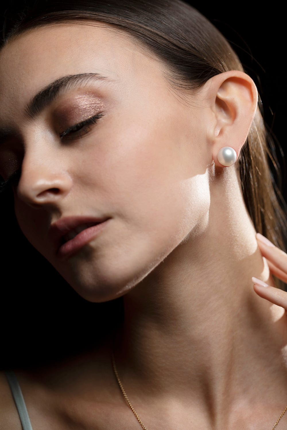 KAVANT & SHARART-Pearl and Sapphire Twist Reflection Double Jacket Earrings-YELLOW GOLD