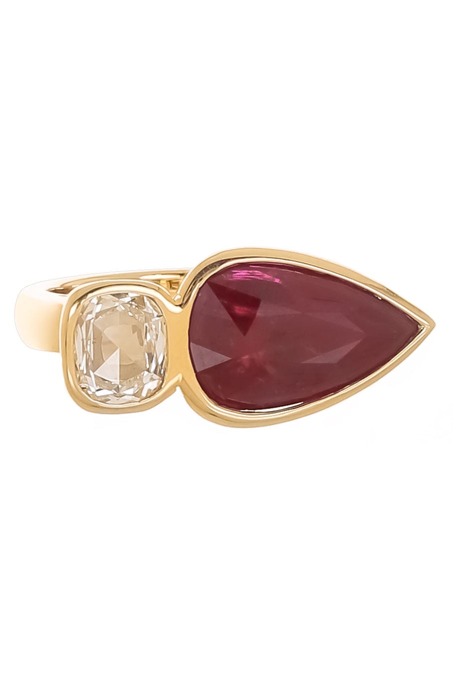 KAVANT & SHARART-Ruby and Diamond Twist Ring-YELLOW GOLD