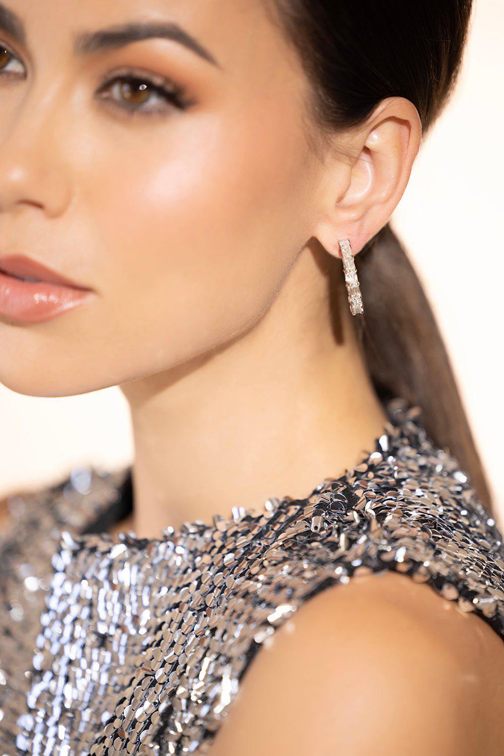 KWIAT-Small Diamond Hoop Earrings-PLATINUM