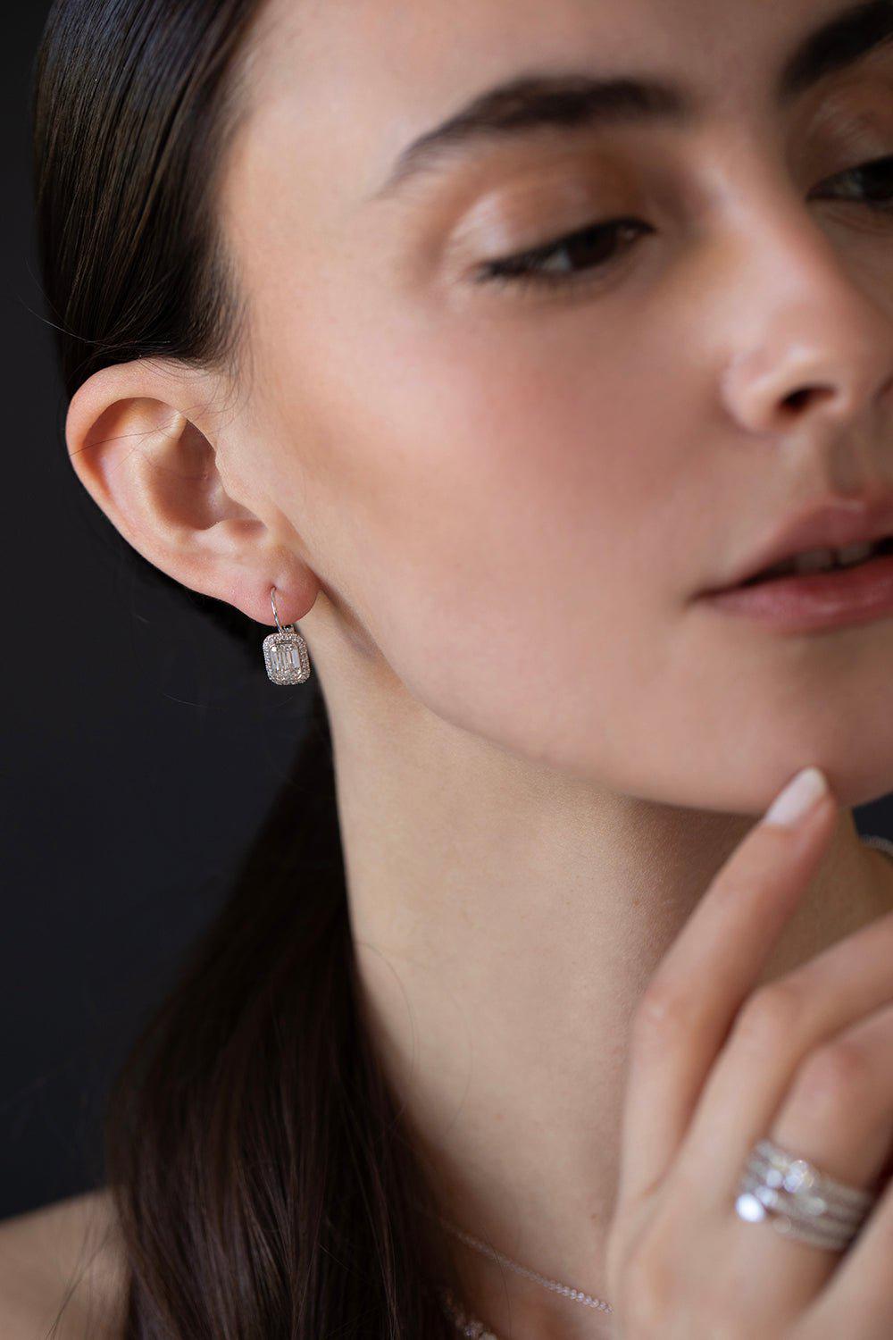 KWIAT-Ashoka Bezel Silhoutte Earrings-WHITE GOLD