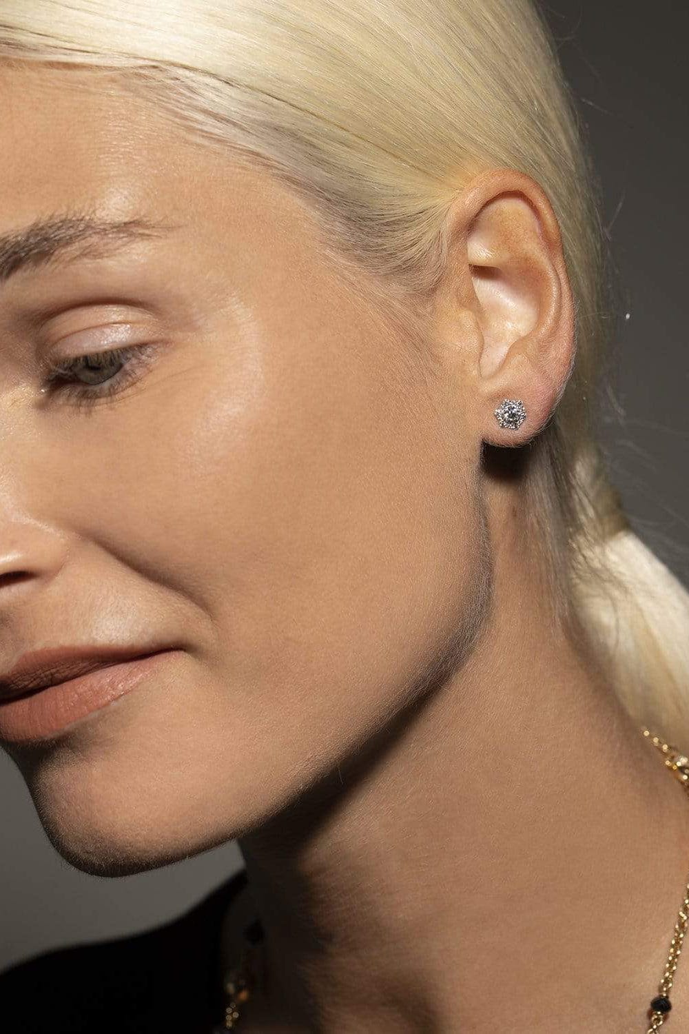 KWIAT-Diamond Hexagonal Stud Earrings-WHITE GOLD