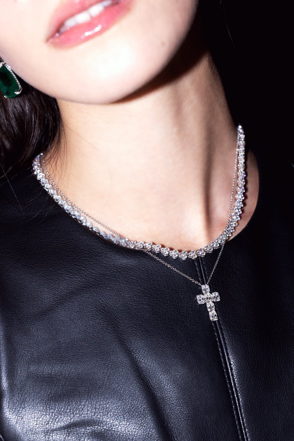 KWIAT-Cushion Diamond Cross Pendant Necklace-PLATINUM