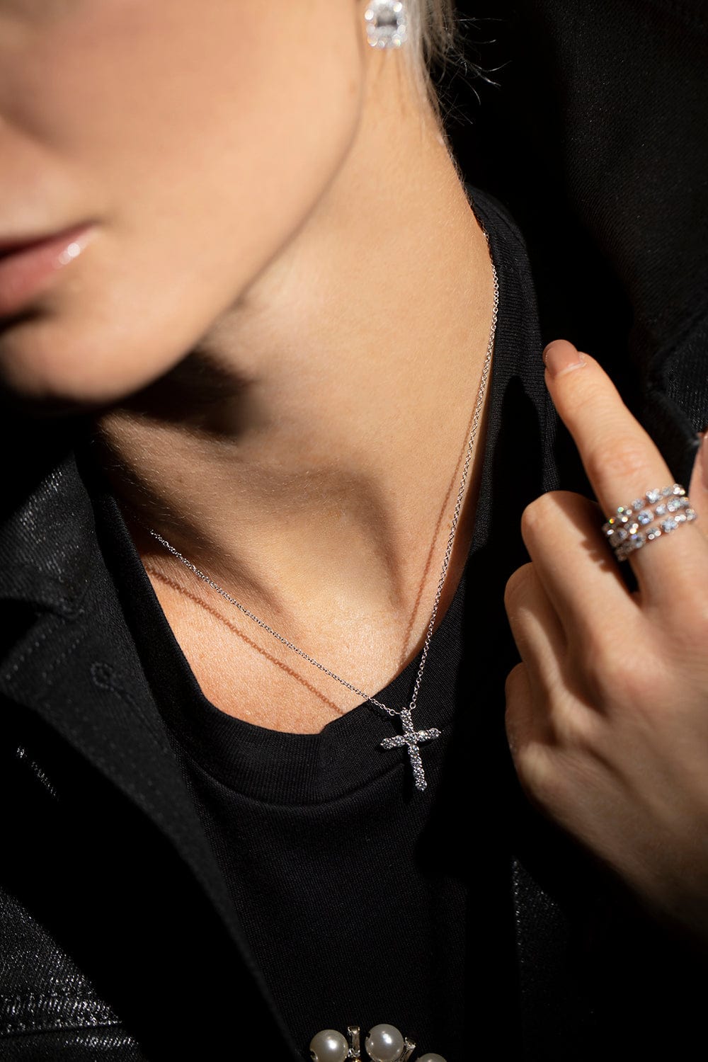 KWIAT-Diamond Cross Necklace-WHITE GOLD