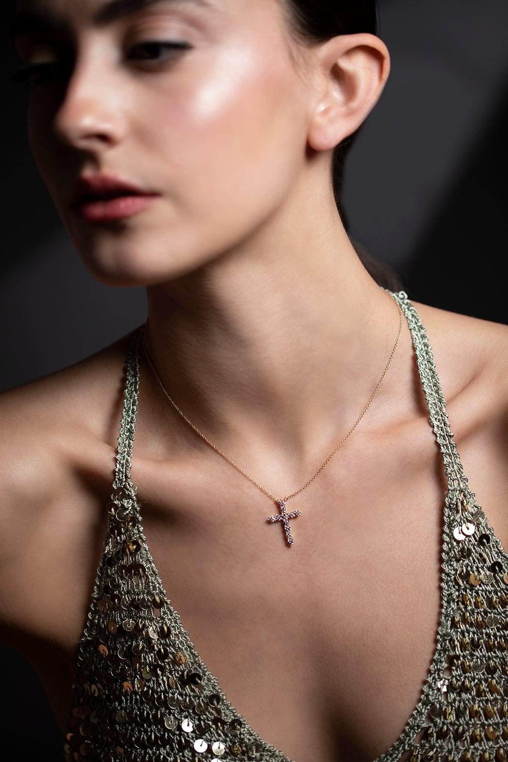KWIAT-Cross Pendant Necklace-YELLOW GOLD
