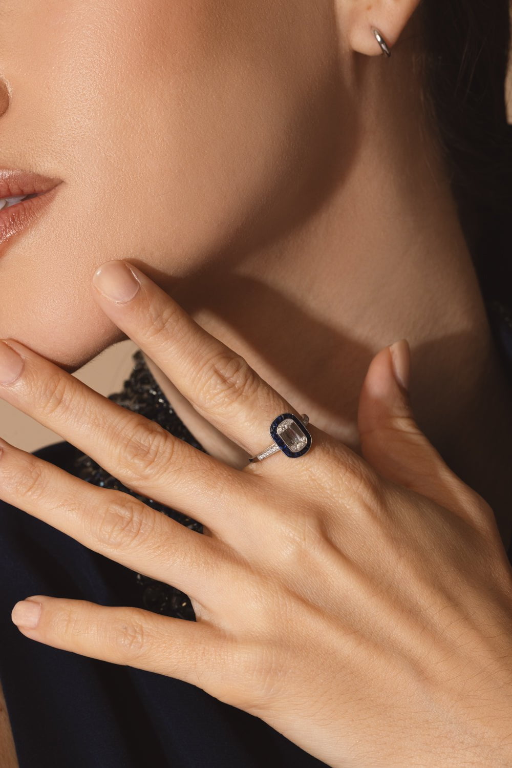KWIAT-Sapphire Diamond Engagement Ring-PLATINUM