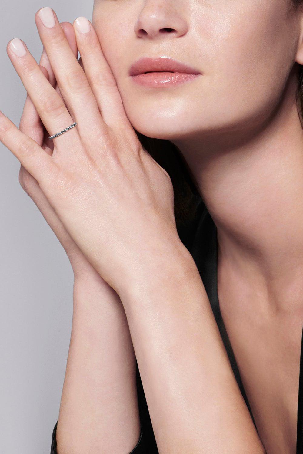 KWIAT-Black Diamond Stackable Slim Ring-WHITE GOLD