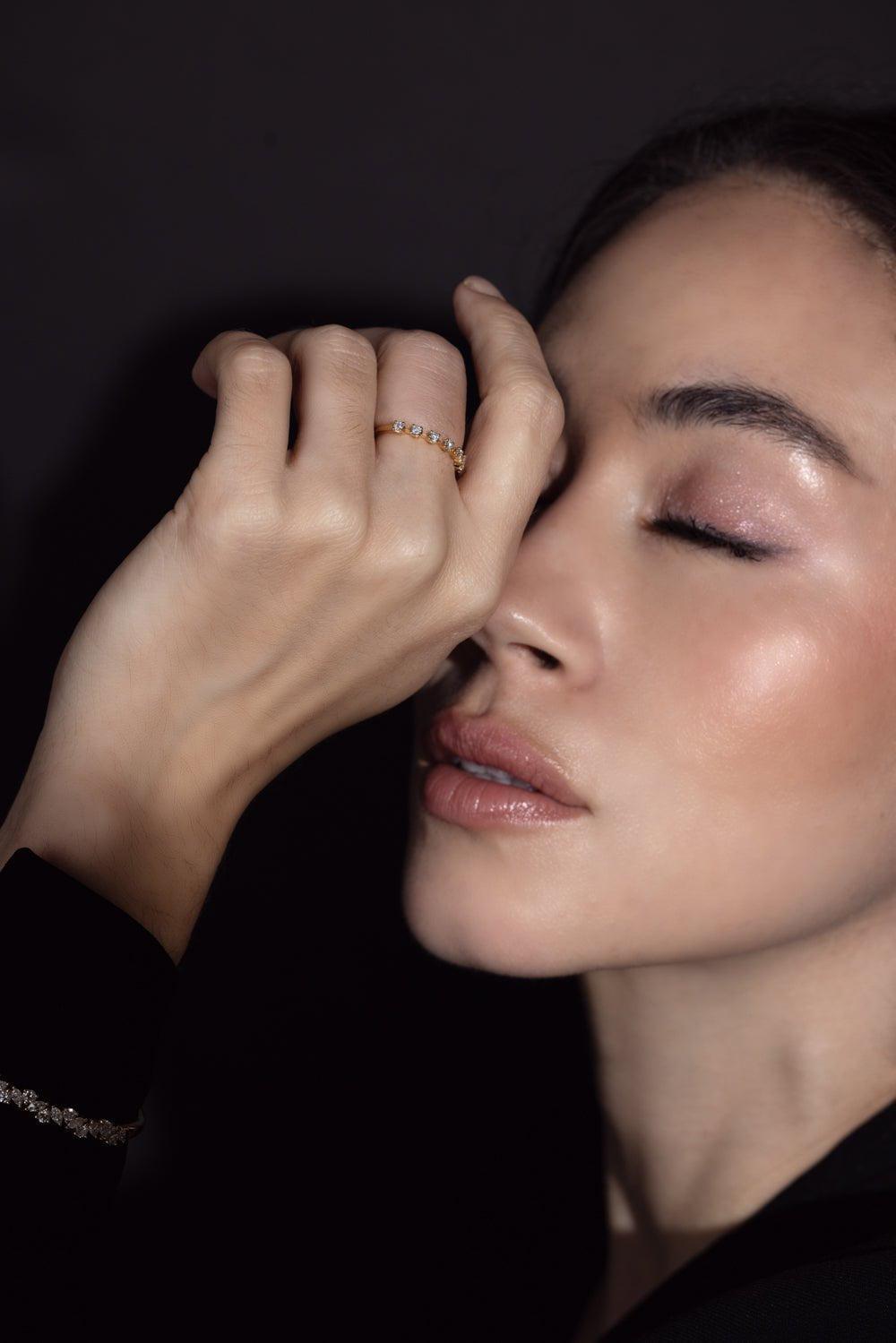 KWIAT-Starry Night Single Row Diamond Ring-WHITE GOLD