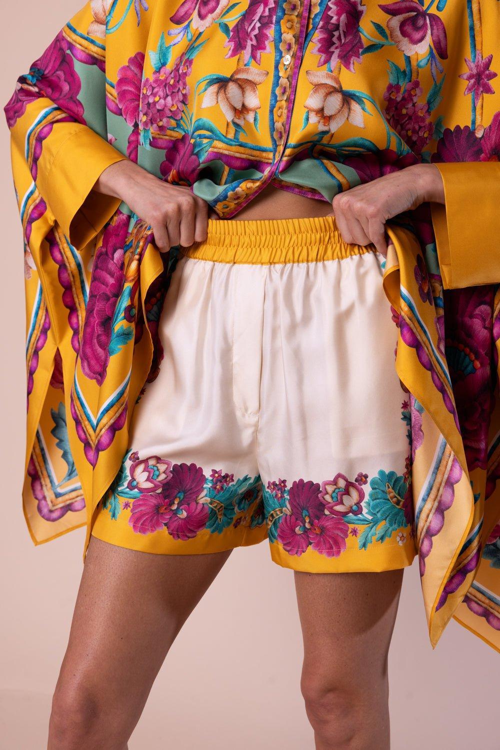 LA DOUBLEJ-Pull Up Shorts-