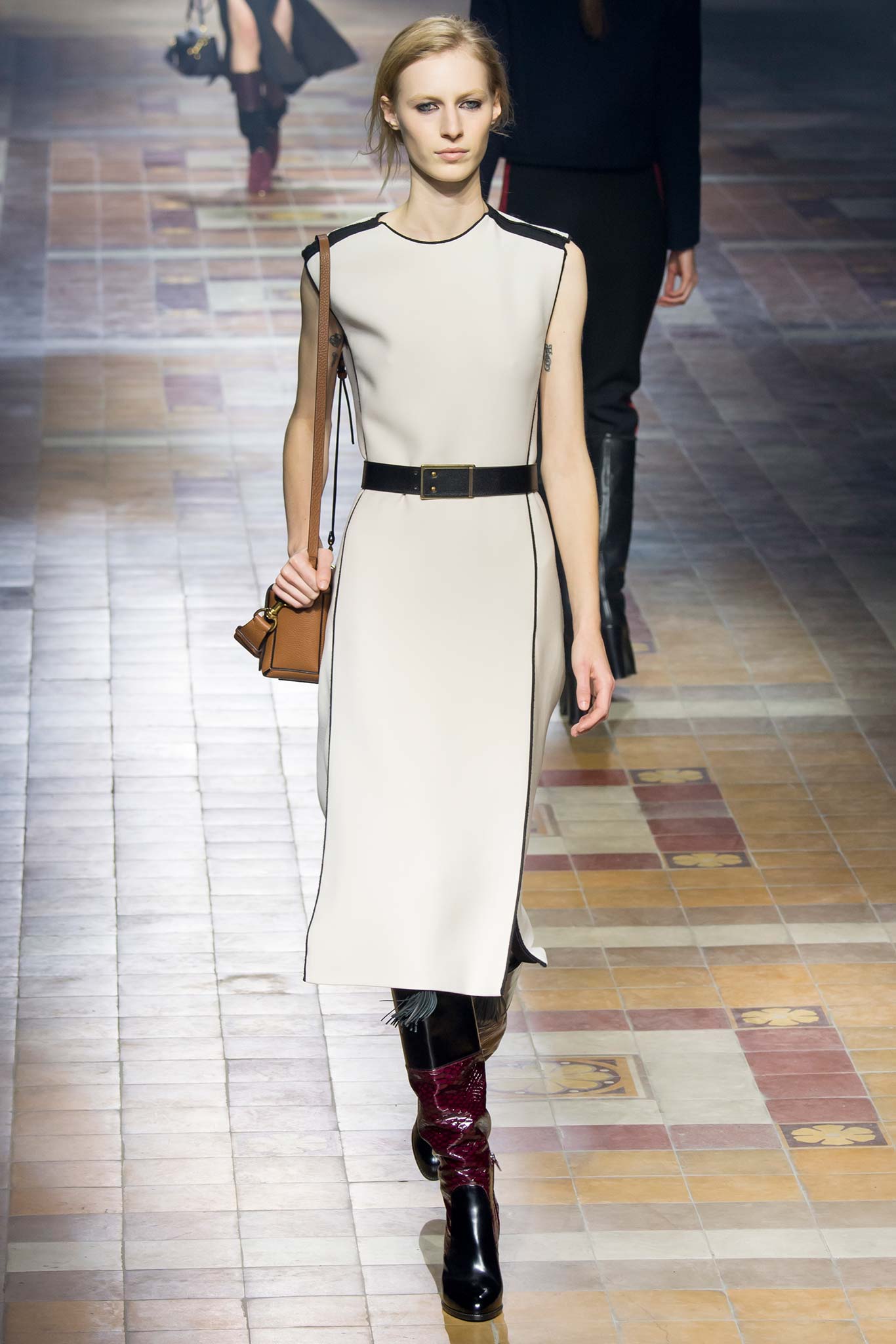 LANVIN-Leather And Gold Hardware Belt-