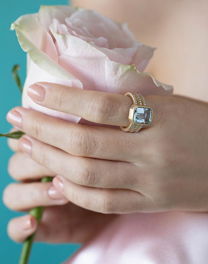 LEIGH MAXWELL-Wide Aquamarine and Diamond Ring-YELLOW GOLD
