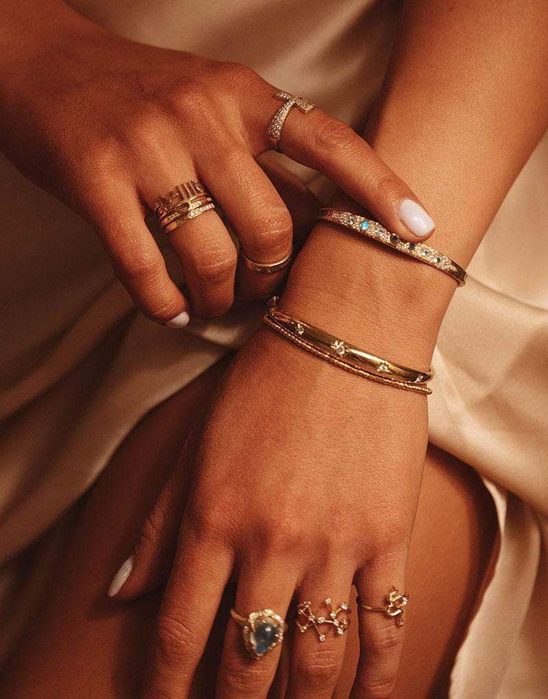 LOGAN HOLLOWELL-Star Set Diamond Bangle-YELLOW GOLD