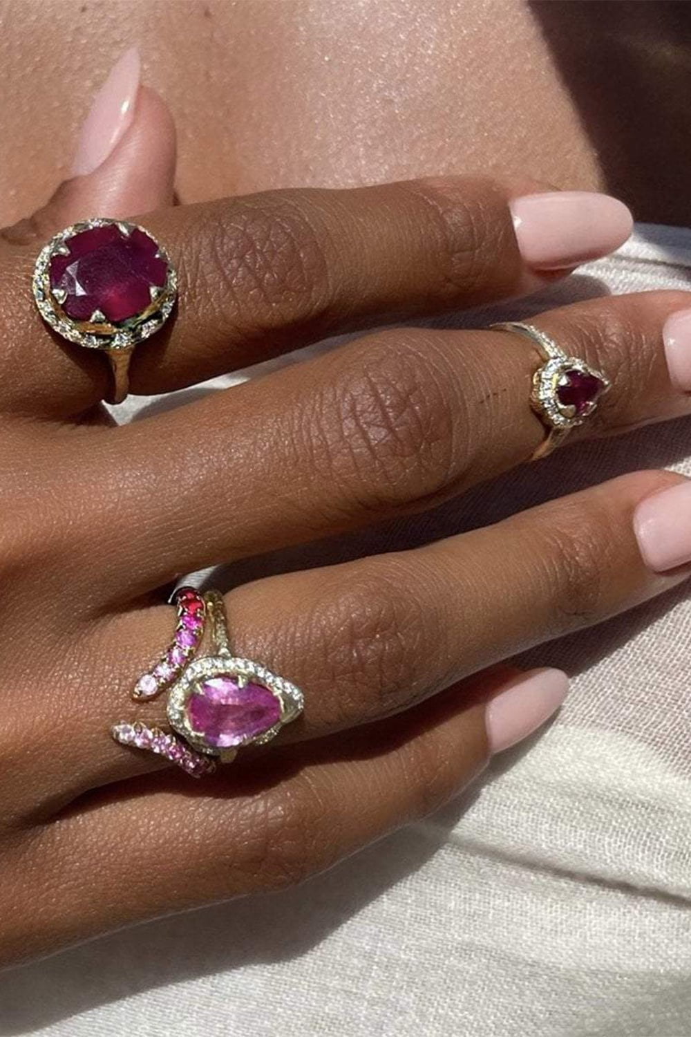LOGAN HOLLOWELL-French Pavé Pink Sapphire Tusk Ring-YELLOW GOLD