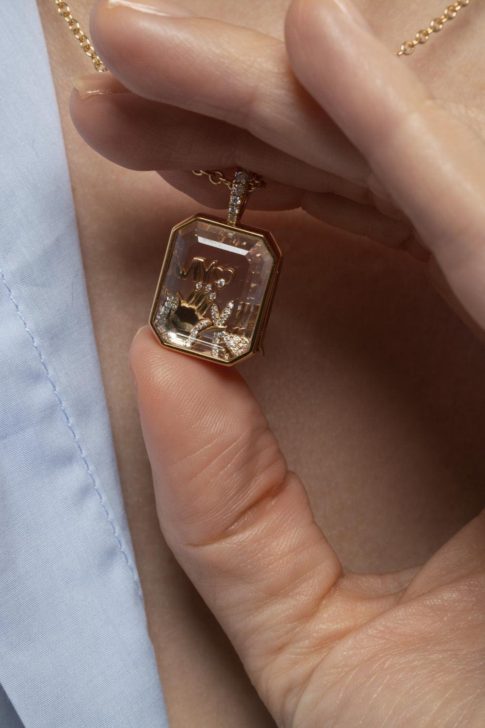 Diamond Dragonfly Charm-YELLOW GOLD-JEWELRYFINE JEWELPENDANT-LOQUET