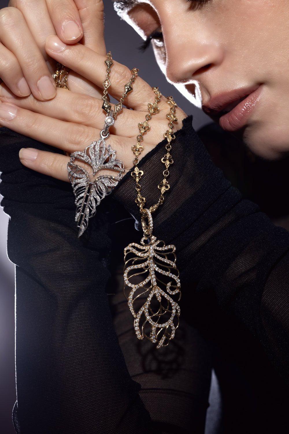 LOREE RODKIN-Tiny Royal Fleur-De-Lis Link Chain Necklace-YELLOW GOLD