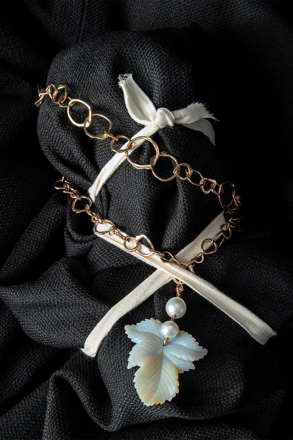 LUCIFER VIR HONESTUS-Carved Leaf Opal Pendant-ROSE GOLD