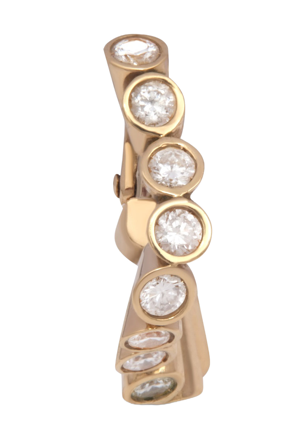 Diamond Ribbed Serti Clos Ear Cuff