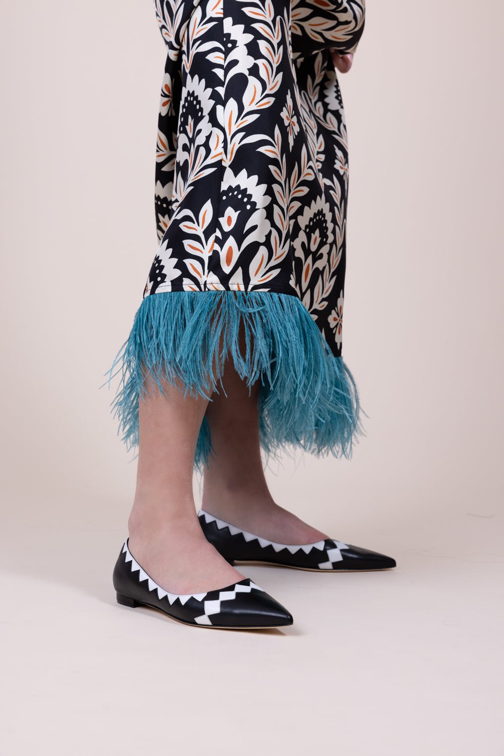 MANOLO BLAHNIK-Sorpasso Flats-