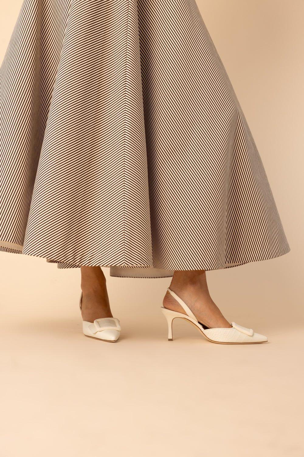 Maysli Slingback Pump - Light Cream Croc | MANOLO BLAHNIK