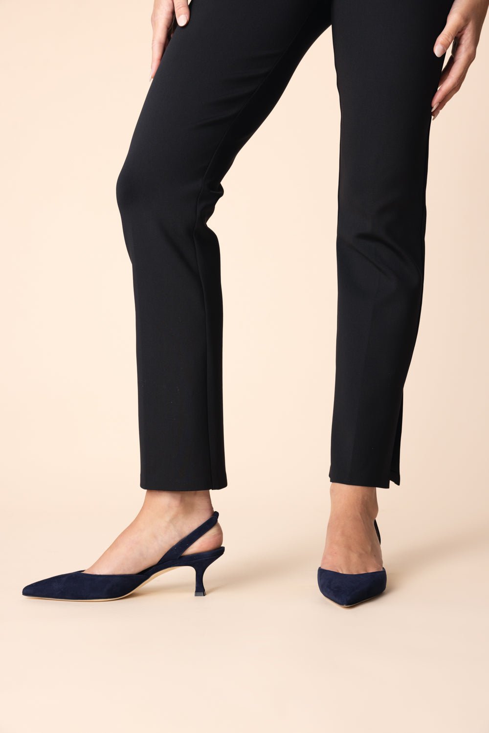 MANOLO BLAHNIK-Carolyne Pump 50 - Navy-