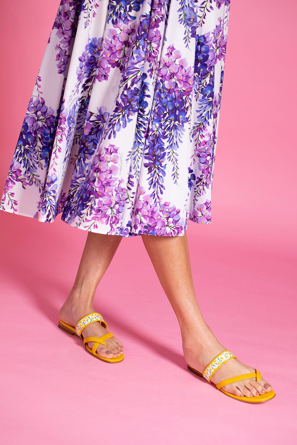 MANOLO BLAHNIK-Susa Floral Sandal-