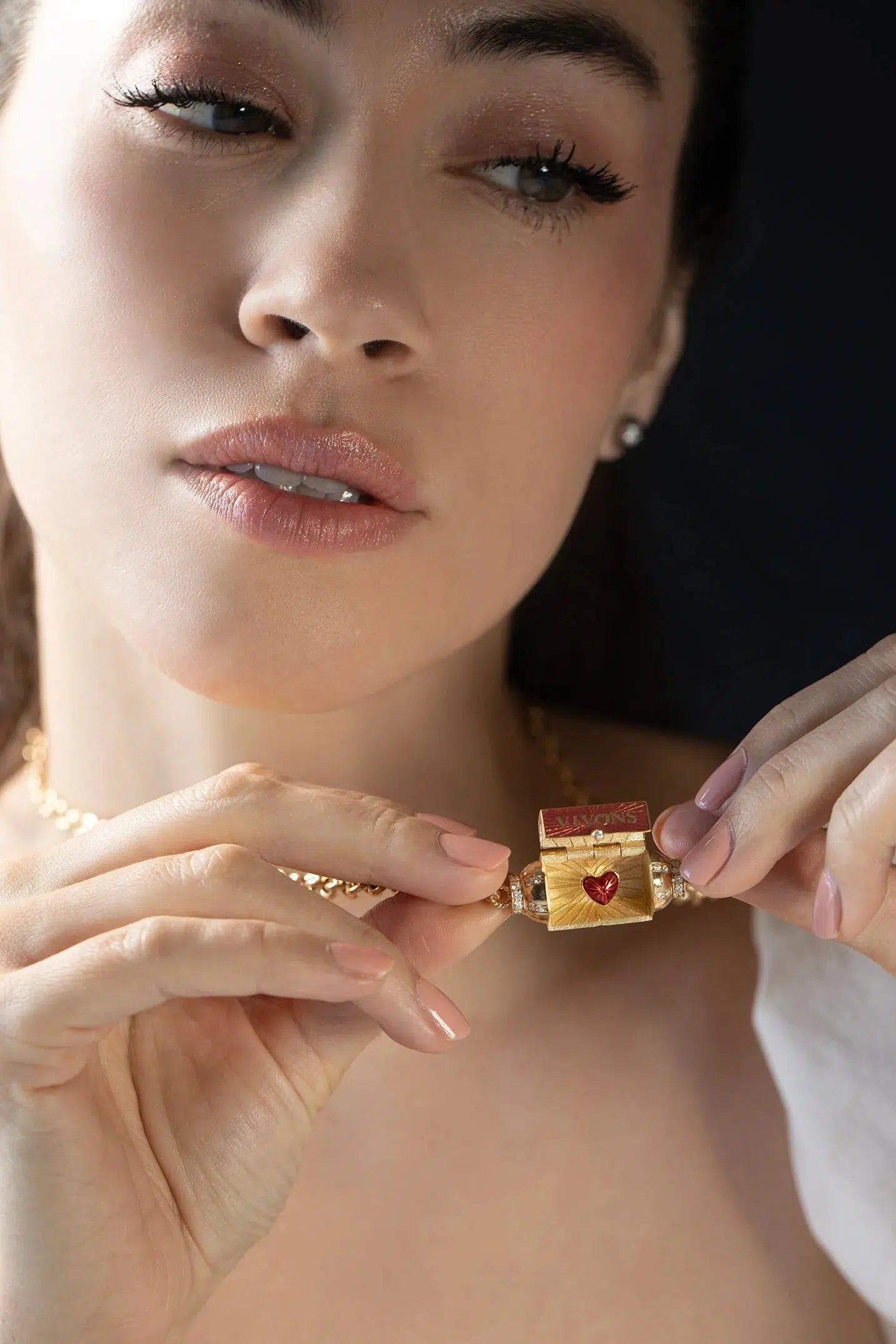 MARIE LICHTENBERG-Vivons Locket Necklace-YELLOW GOLD