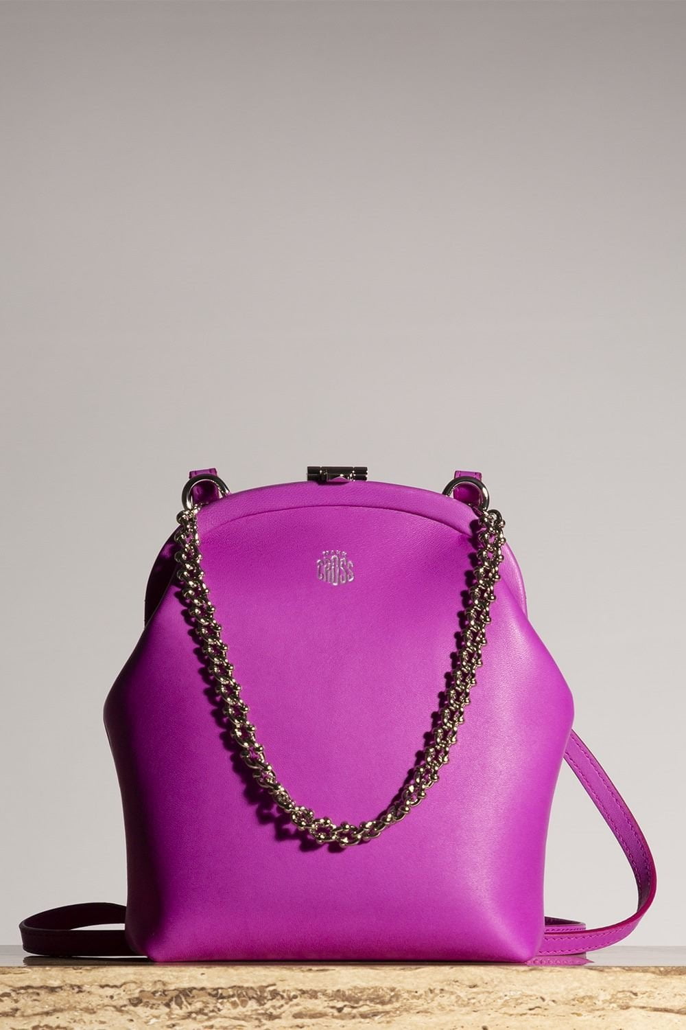 MARK CROSS-Frame Chain Crossbody-FREESIA