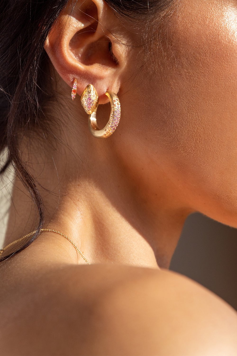 MEREDITH YOUNG-Sunset Crescent Hoop Earrings-YELLOW GOLD